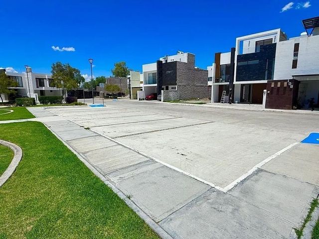 place photo 45