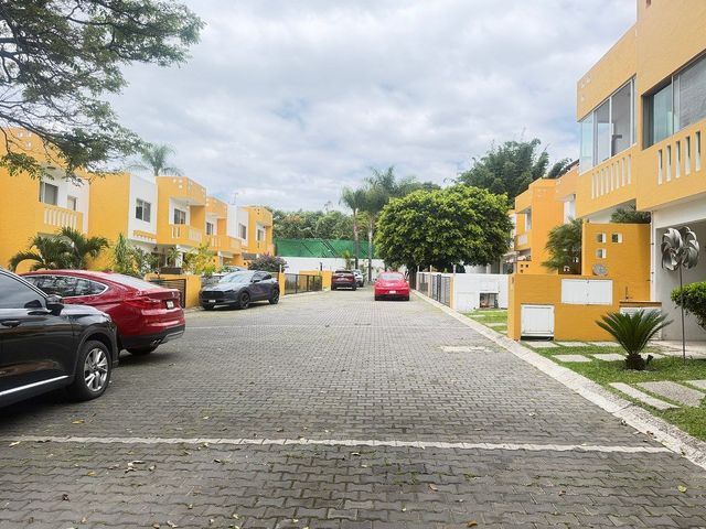 place photo 36