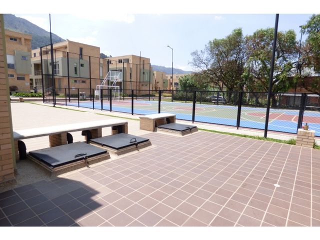 place photo 34