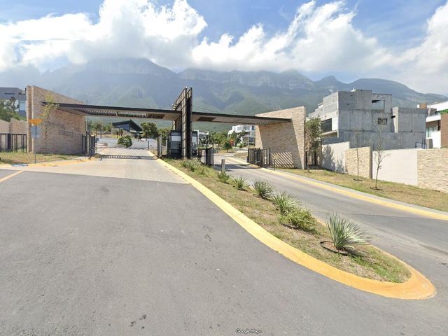 place photo 24