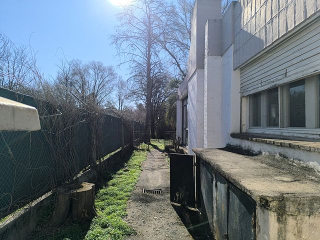 place photo 43
