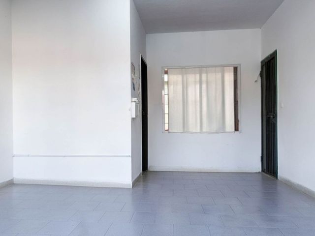 place photo 94