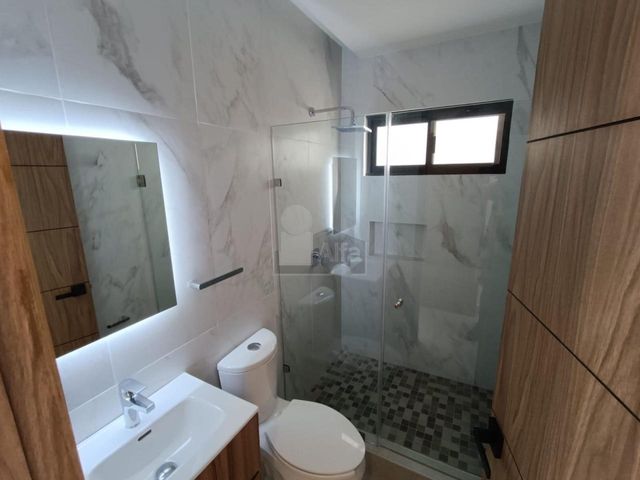 place photo 53