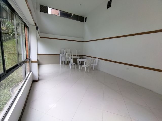 place photo 61