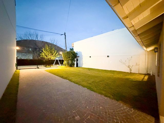 place photo 57