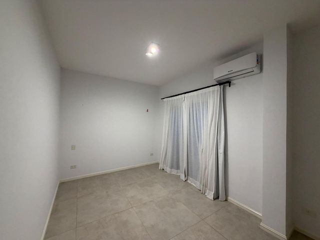 place photo 59