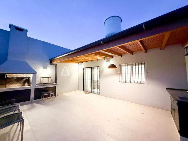 place photo 54