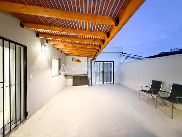 place photo 52