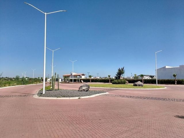 place photo 13