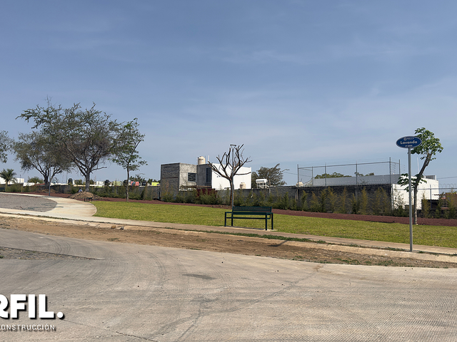 place photo 18