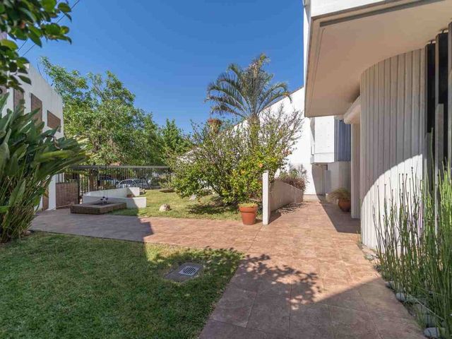 place photo 44