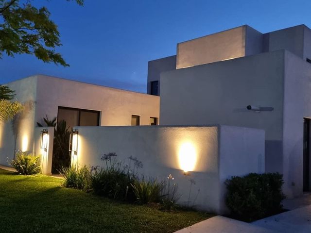 place photo 65