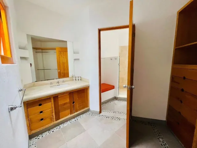 place photo 34