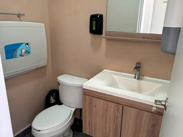 place photo 18