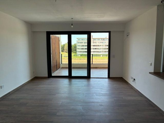 place photo 64