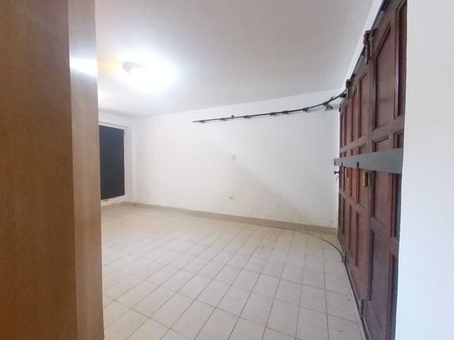 place photo 56