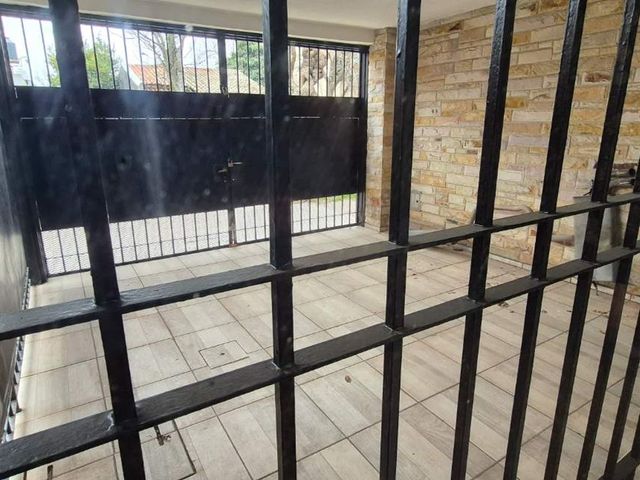 place photo 50