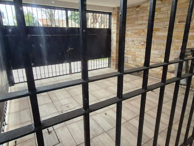 place photo 51