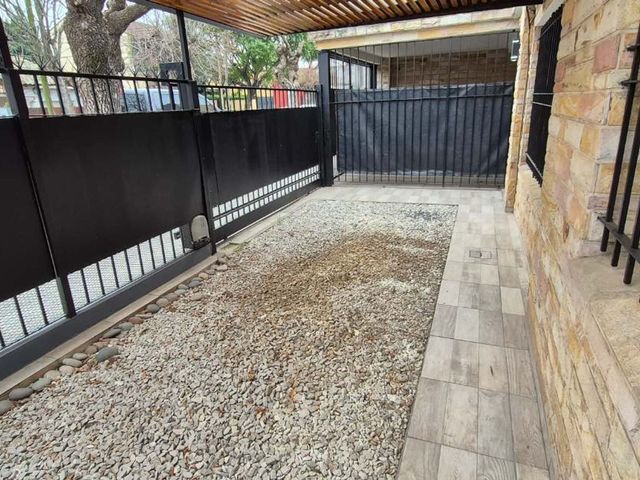 place photo 48