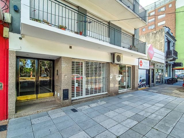 place photo 18
