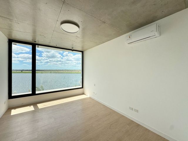 place photo 53