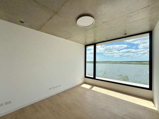 place photo 54