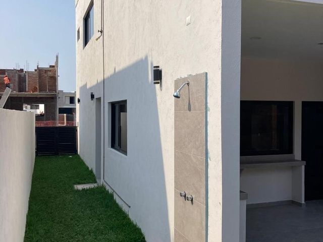 place photo 30