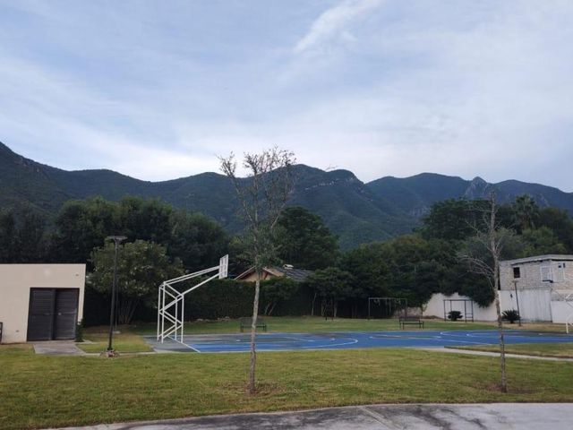place photo 34