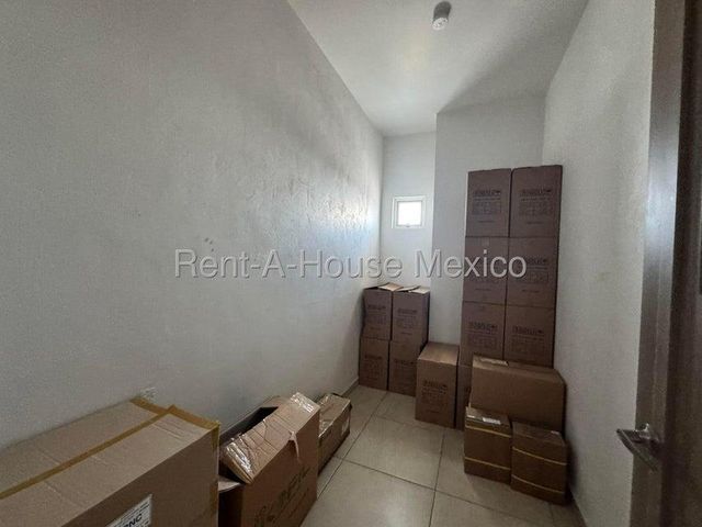 place photo 38