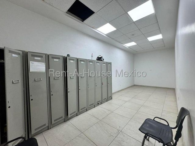 place photo 39