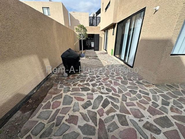 place photo 25