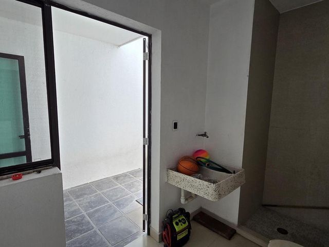 place photo 80