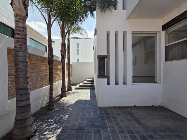 place photo 87