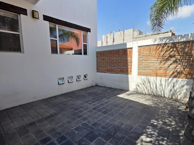 place photo 88