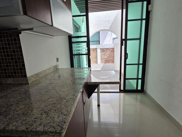 place photo 81