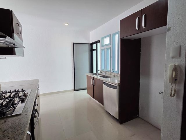 place photo 69