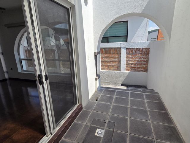 place photo 67