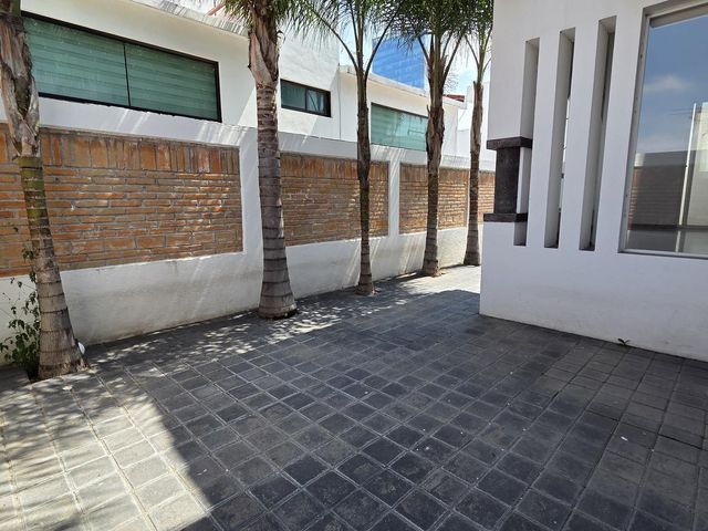 place photo 85