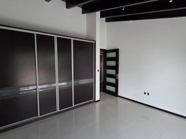 place photo 51