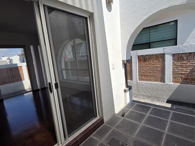 place photo 83