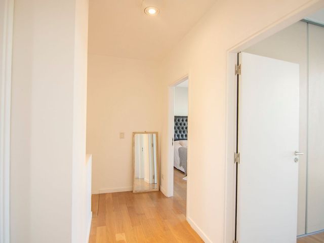 place photo 54