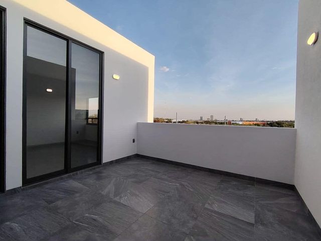 place photo 23