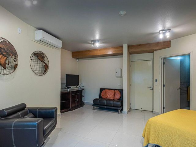 place photo 55