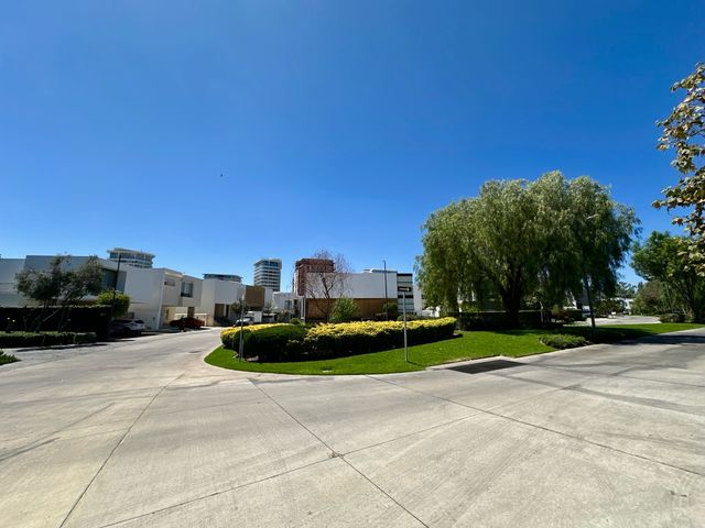 place photo 46