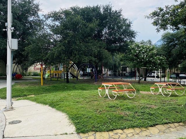 place photo 19