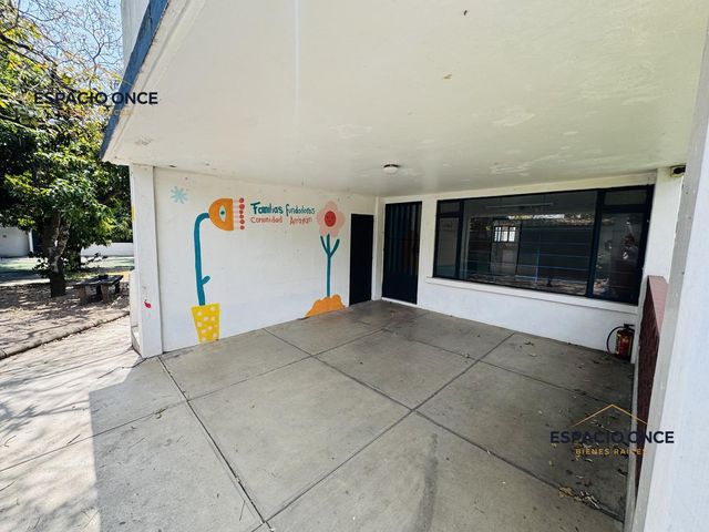 place photo 19