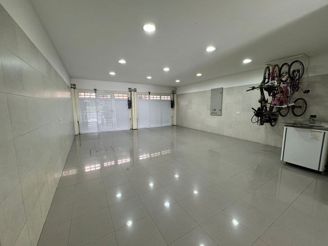place photo 59
