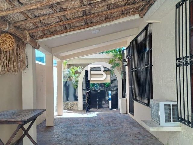 place photo 34