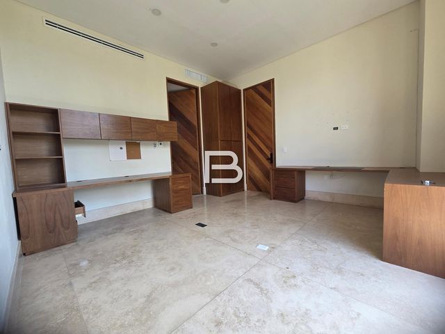 place photo 48