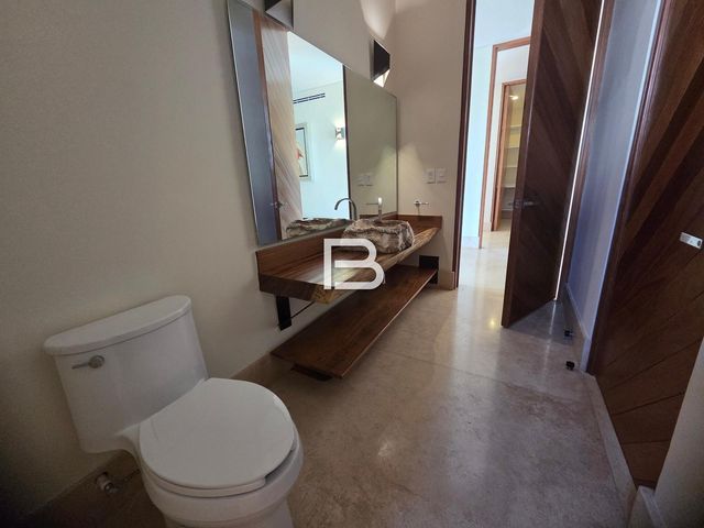 place photo 46